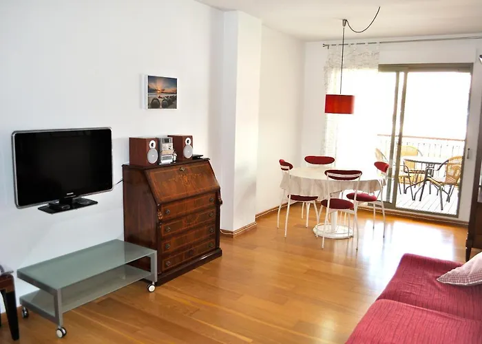 Апартаменты El Forti, 2 Dormitorios, Centro, By Bookindenia *